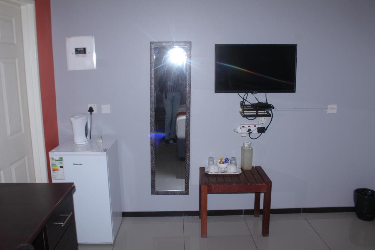 Global Guest House Kasane Exterior foto